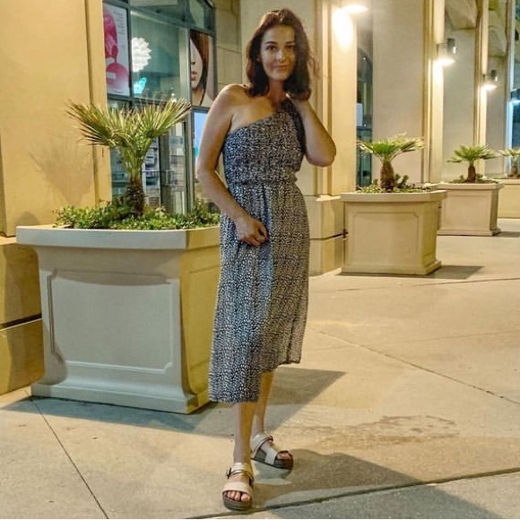 Smocked Floral One Shoulder Midi Dress - Picture 4 of 4